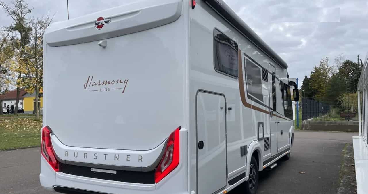 Buerstner Lyseo 727G Harmonieline