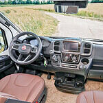 Buerstner Lyseo 727G Harmonieline