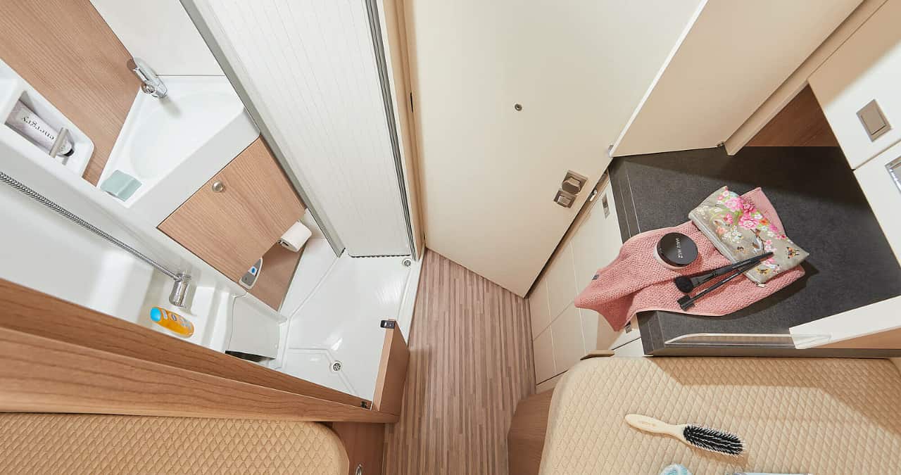 Malibu Van 640 LE RB First Class-Two Rooms
